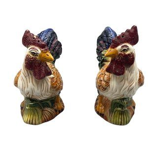 Young's ceramic rooster salt pepper shaker set green brown 5" tall 4.5" READ